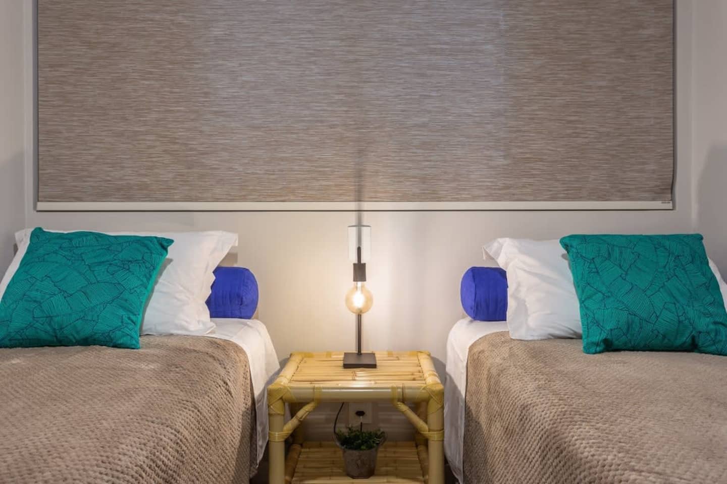Quarto de solteiro · Cobertura Ponta do Sunset em Ponta das Canas, Florianópolis